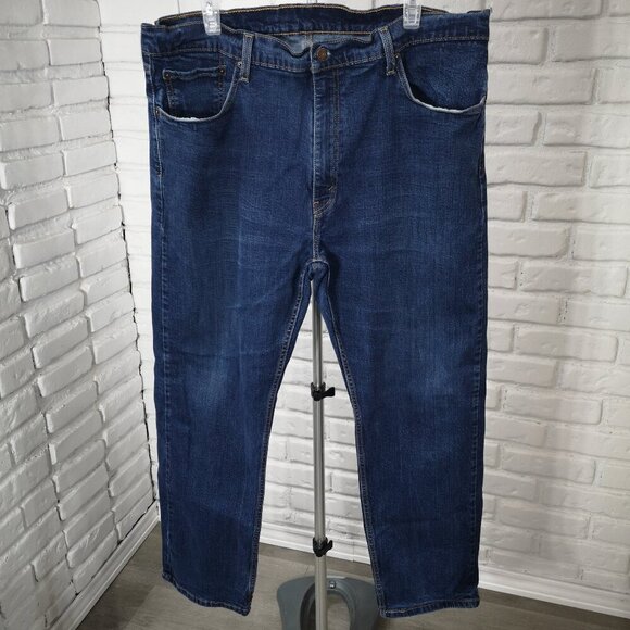 Levi's 505 Men's Size 40/30 Medium Wash Straight Leg Blue Jeans - Picture 1 of 16